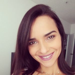 Meet your Posher, Aline